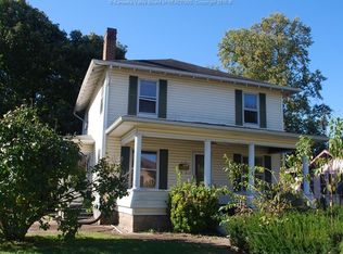 412 21st St, Point Pleasant, WV 25550