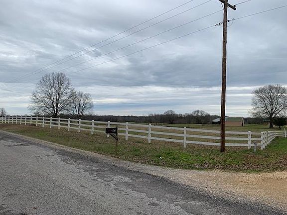 3rd image of 147 County Road 1121