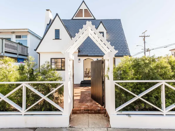 102 Fowling St, Playa Del Rey, CA 90293