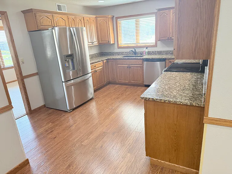 612 E Saint Andrews Cir — Photo 12