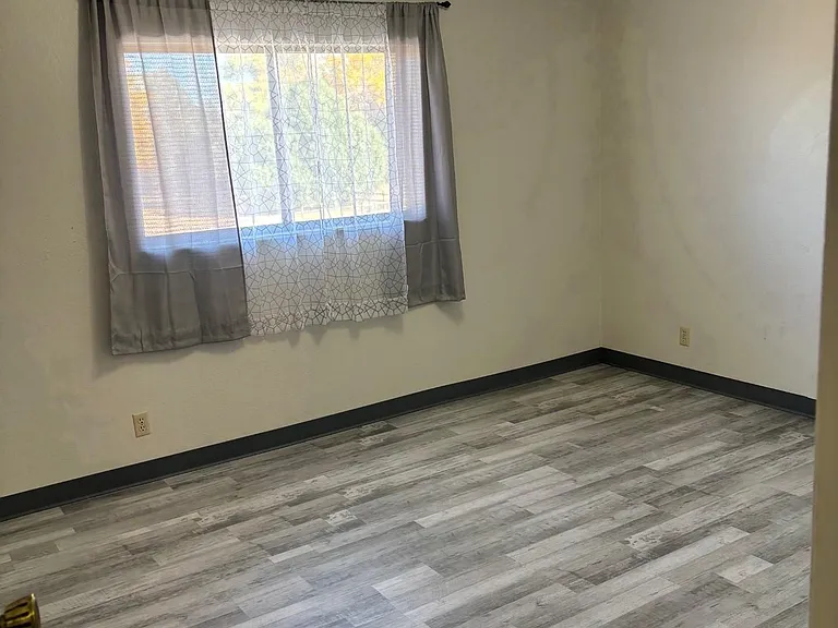 8 Montebello Rd #A — Photo 5
