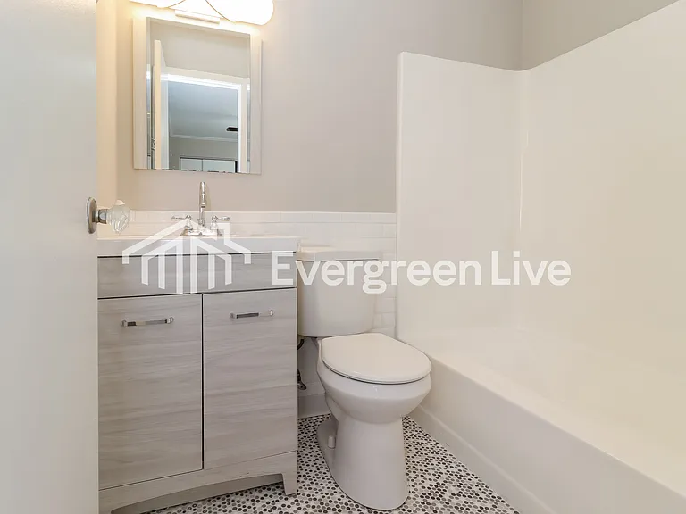 737 Eddy Rd — Photo 10