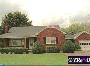 1423 Orlando Rd, Pottstown, PA 19464