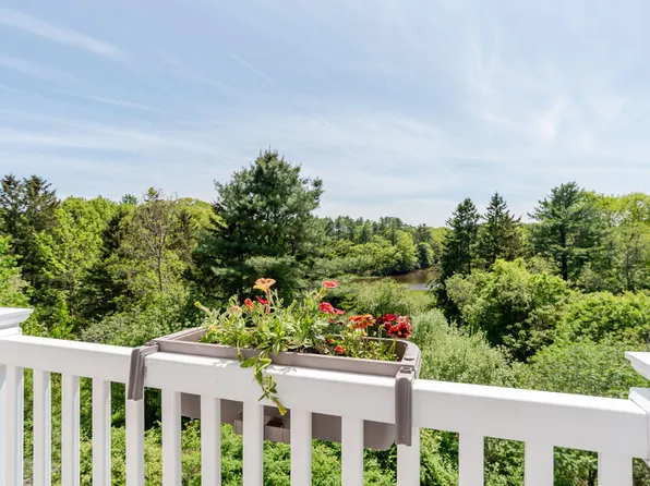 22 Cormorant Place #22, South Portland, ME 04106