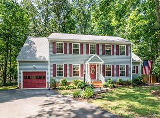 5802 Bent Creek Rd, Midlothian, VA 23112
