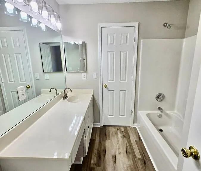 7873 Petrea Ln — Photo 22
