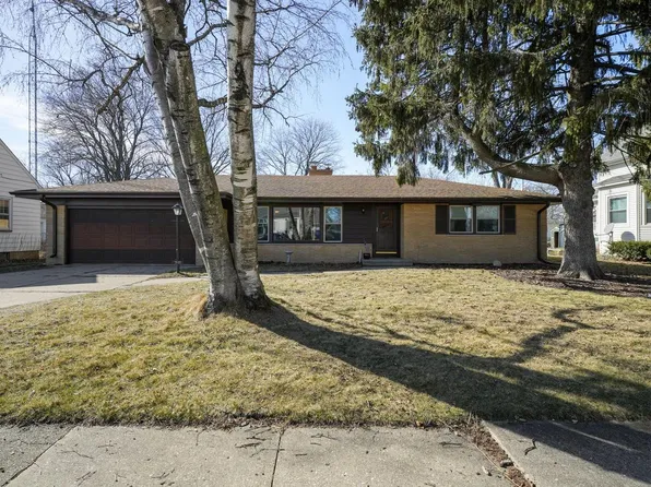 7532 17th AVENUE, Kenosha, WI 53143