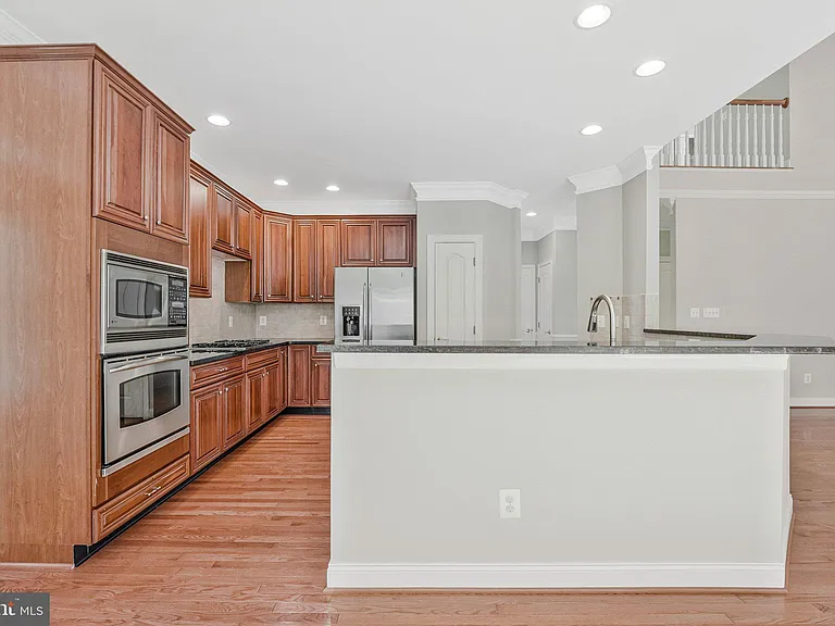 5834 Seven Pines Ct — Photo 12