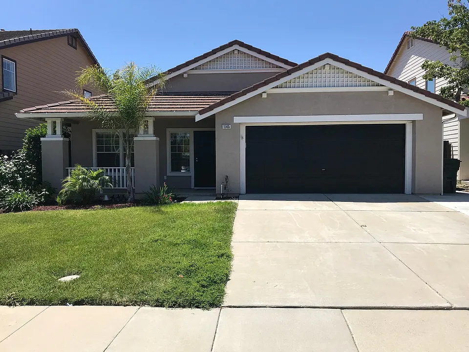 1145 Stonecrest Dr