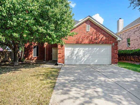 605 Fossil Wood Dr, Saginaw, TX 76179