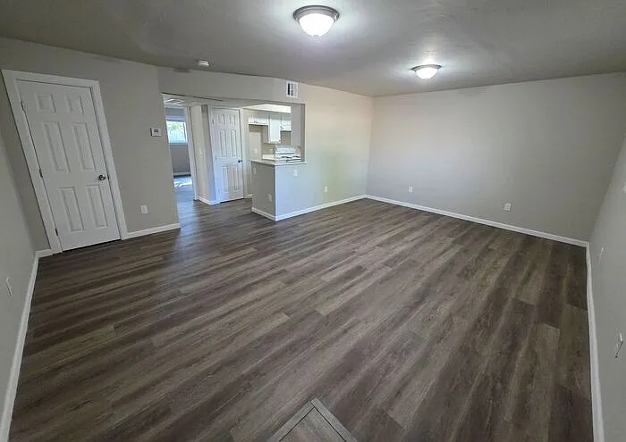 1 bed, 1.0 bath, 720 sqft, $750 — Photo 2