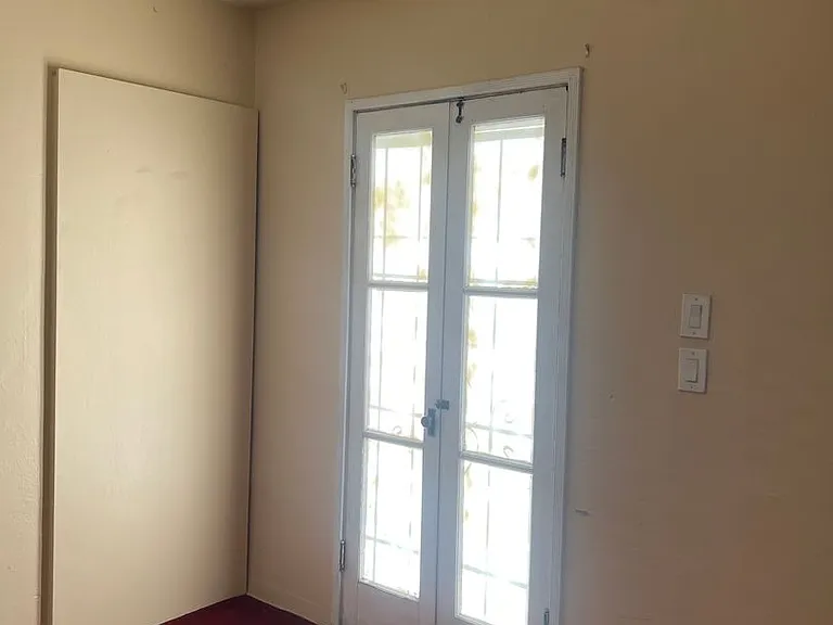 1421 1/2 El Rancho Dr — Photo 12