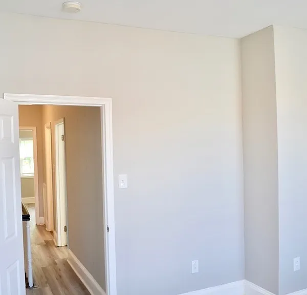 1824 Sigel St — Photo 17