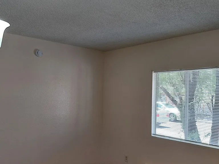 1360 E. Drexel Road — Photo 10