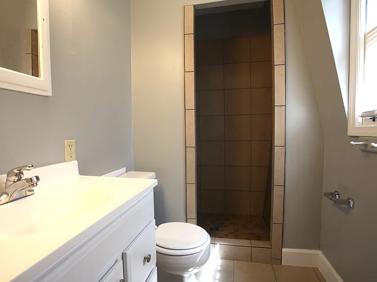 1001 S Dean Rd — Photo 11