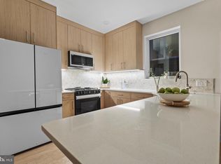 1032 S Randolph St, Philadelphia, PA