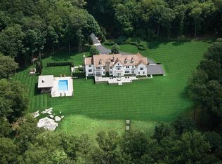 60 White Fall Ln, New Canaan, CT 06840