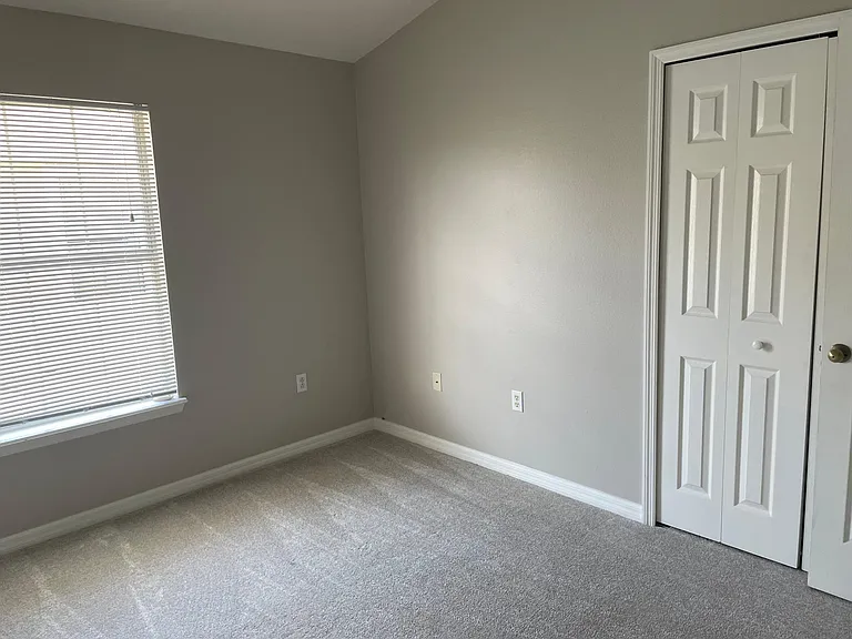 5147 6th Way N — Photo 15