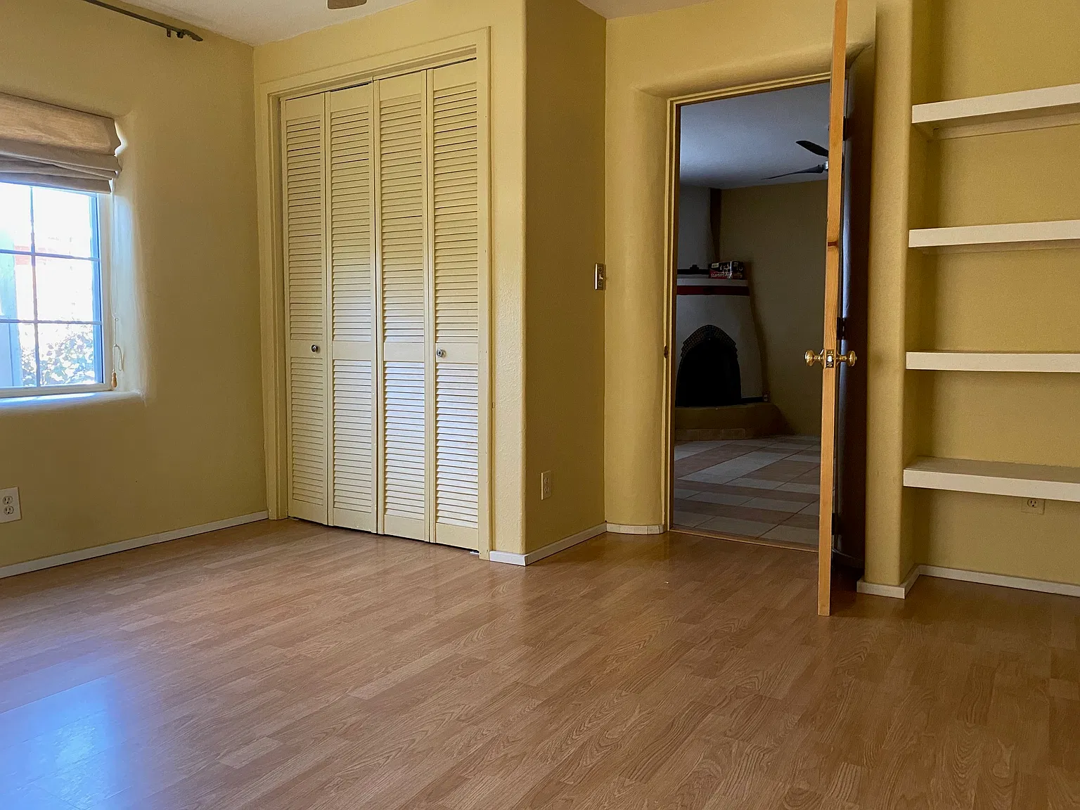 2 bed, 1100 sqft, $2,200 — Photo 4