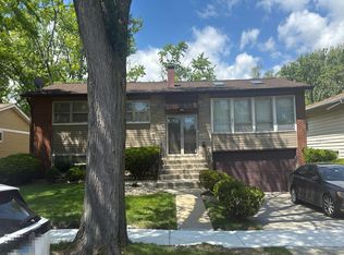 17710 Grandview Dr, Hazel Crest, IL 60429