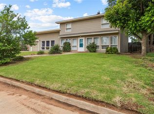 1405 Saber Ln, Weatherford, OK 73096