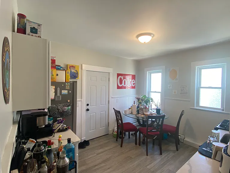 40 Temple St #3 — Photo 5