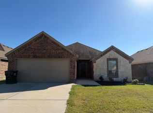 123 Comanche Dr, Greenville, TX 75402