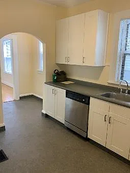 OR - 2311-2317 SE Hawthorne Blvd - KF - 2311 — Photo 2