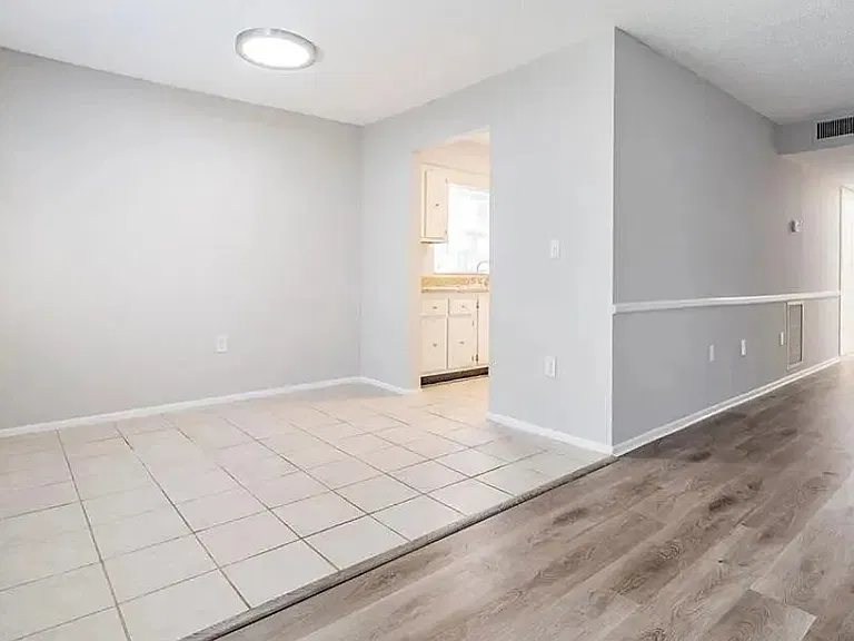 1717 Belleair Forest Dr #A — Photo 3