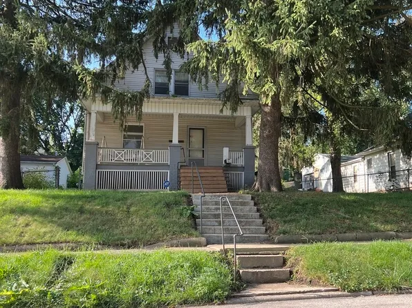 1214 W Olive St, Bloomington, IL 61701