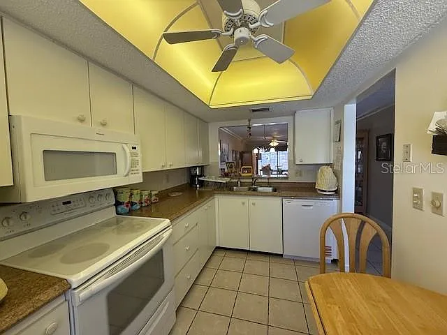 Building Photo - 2664 Woodgate Ln #D-2