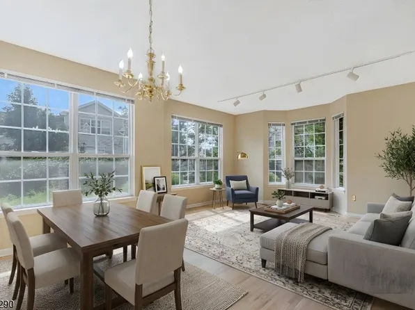 49 Wildflower Ln, Morristown, NJ 07960