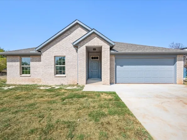 633 Lanai Cir, Runaway Bay, TX 76426