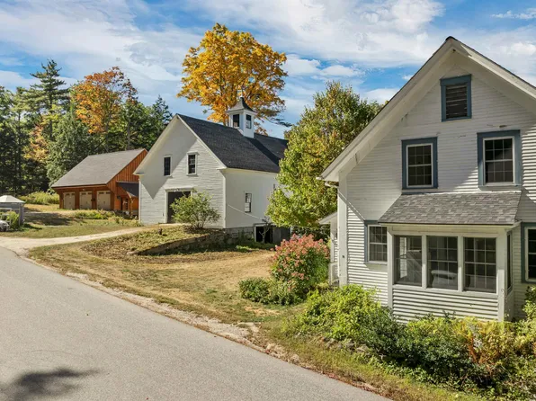 829 Bearcamp Highway, Tamworth, NH 03883