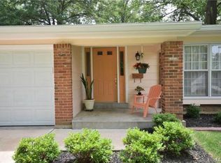 516 Edgar Ct, Saint Louis, MO 63119