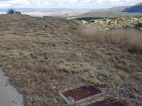 5th image of 209 Echo Hills Cir