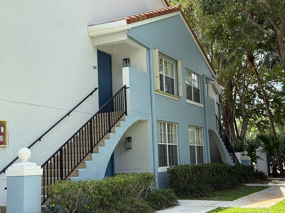 1st image of 3153 Clint Moore Rd APT 108