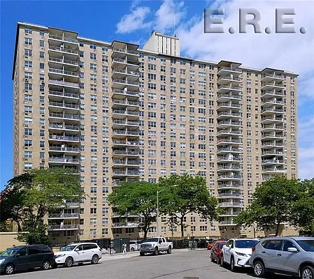 Sold by Elbe Real Estate Inc | media 46