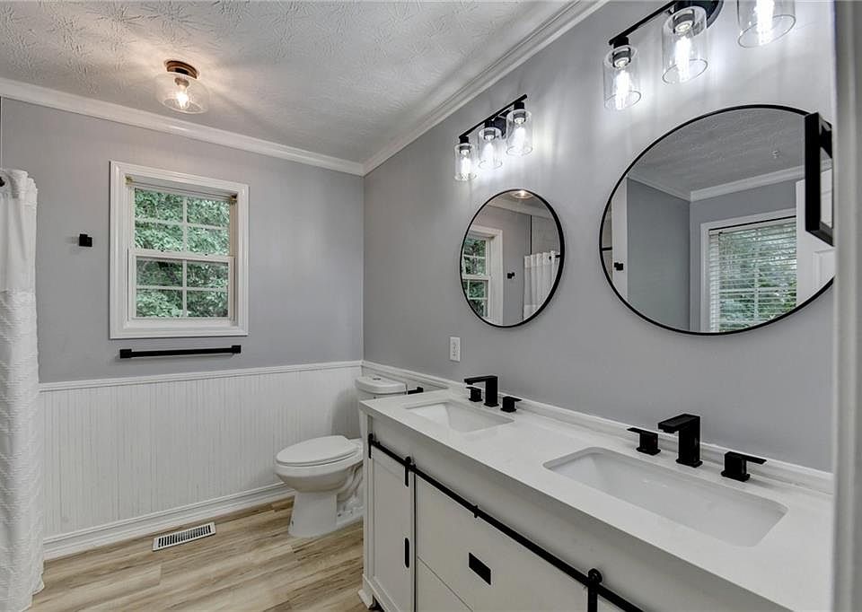1st image of 4715 Hidden Creek Ct