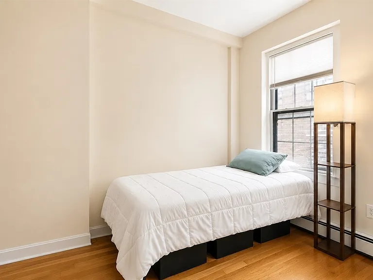 28 Phillips St #A — Photo 10