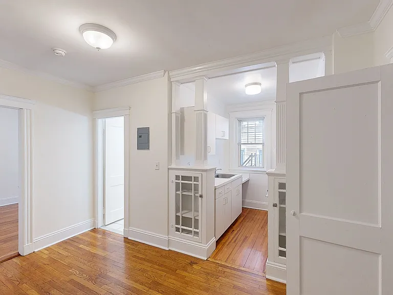 17 Wendell St #1 — Photo 2