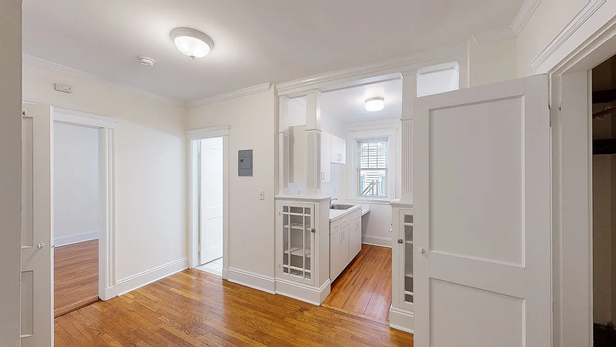 Building Photo - 17 Wendell St #1
