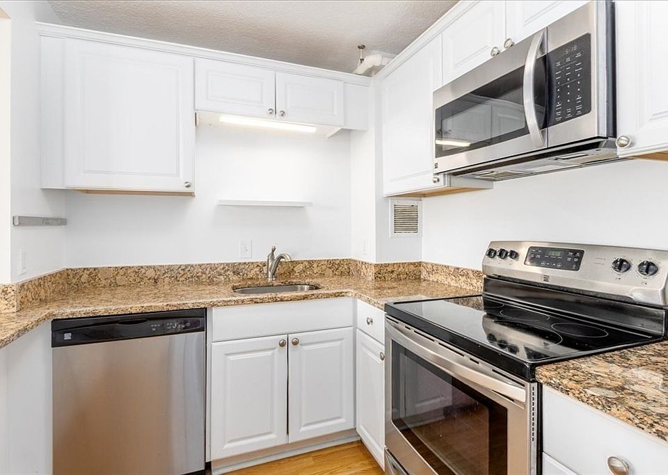 1st image of 872 Massachusetts Ave APT 807