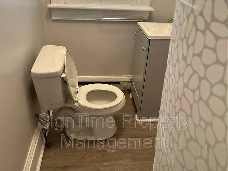 238 Summit Ave #6 — Photo 14