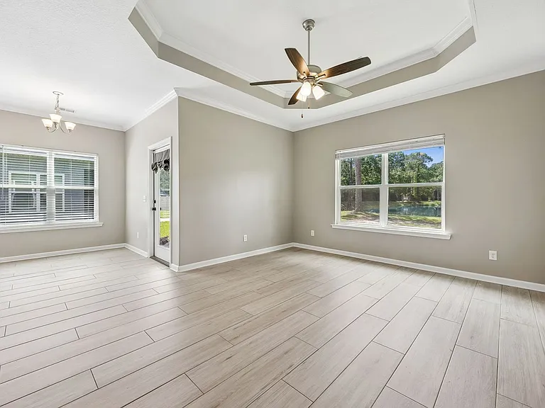 326 Gary Cir — Photo 12