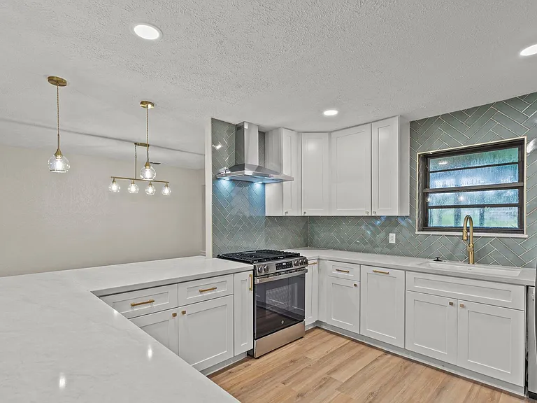 11118 Sagecountry Dr — Photo 14