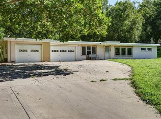 3538 NE Parvin Rd, Kansas City, MO 64117