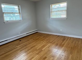 7650 W 26th St #2N, Riverside, IL 60546