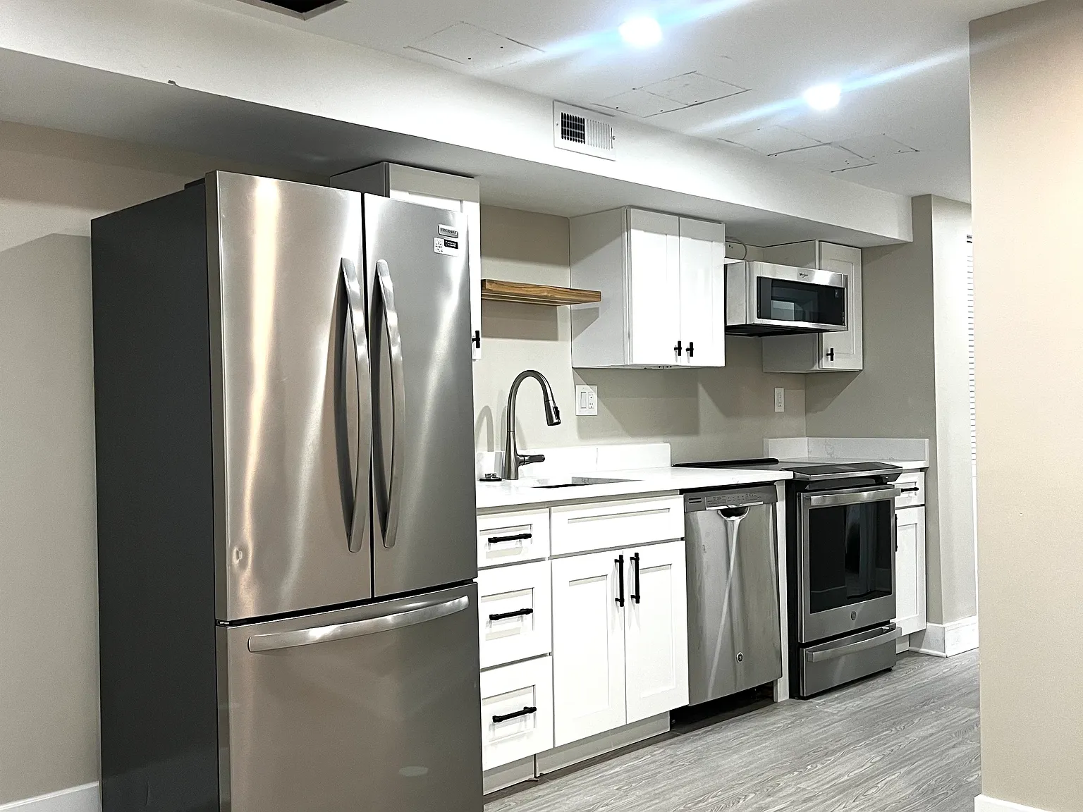 1 bed, 550 sqft, $1,725 — Photo 1