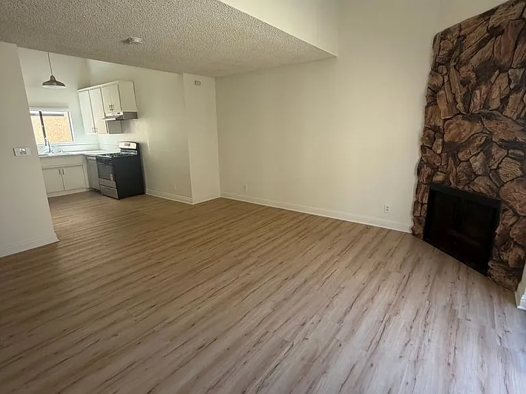 3736 Jasmine Ave — Photo 6